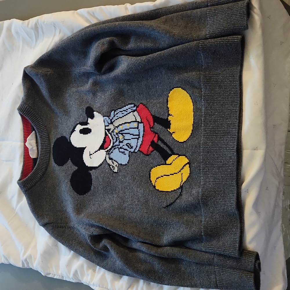 Gap 5T gray